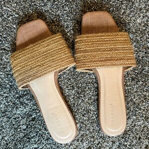 BAMBOO Women's Brown Slide Sandals